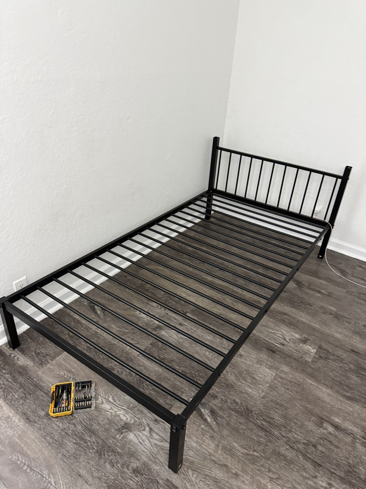 Twin Bed And Frame 