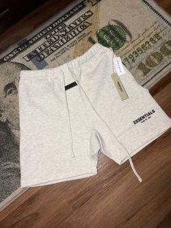 Light Oat Essentials Shorts