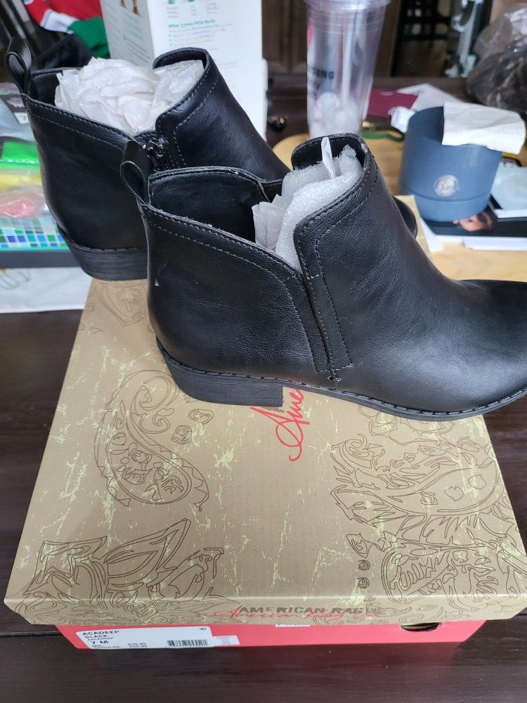 Low Black Bootie Size 7