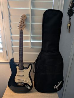 Electric Guitar Fender - Squire Strat