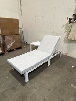 New Aluminum Outdoor Patio Pool Chaise Lounge Chair Adjustable w/ Side Table