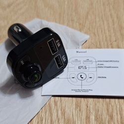 CAR FM TRANSMITTER/CHARGER 