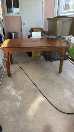 Classic Pottery Barn Dining Table
