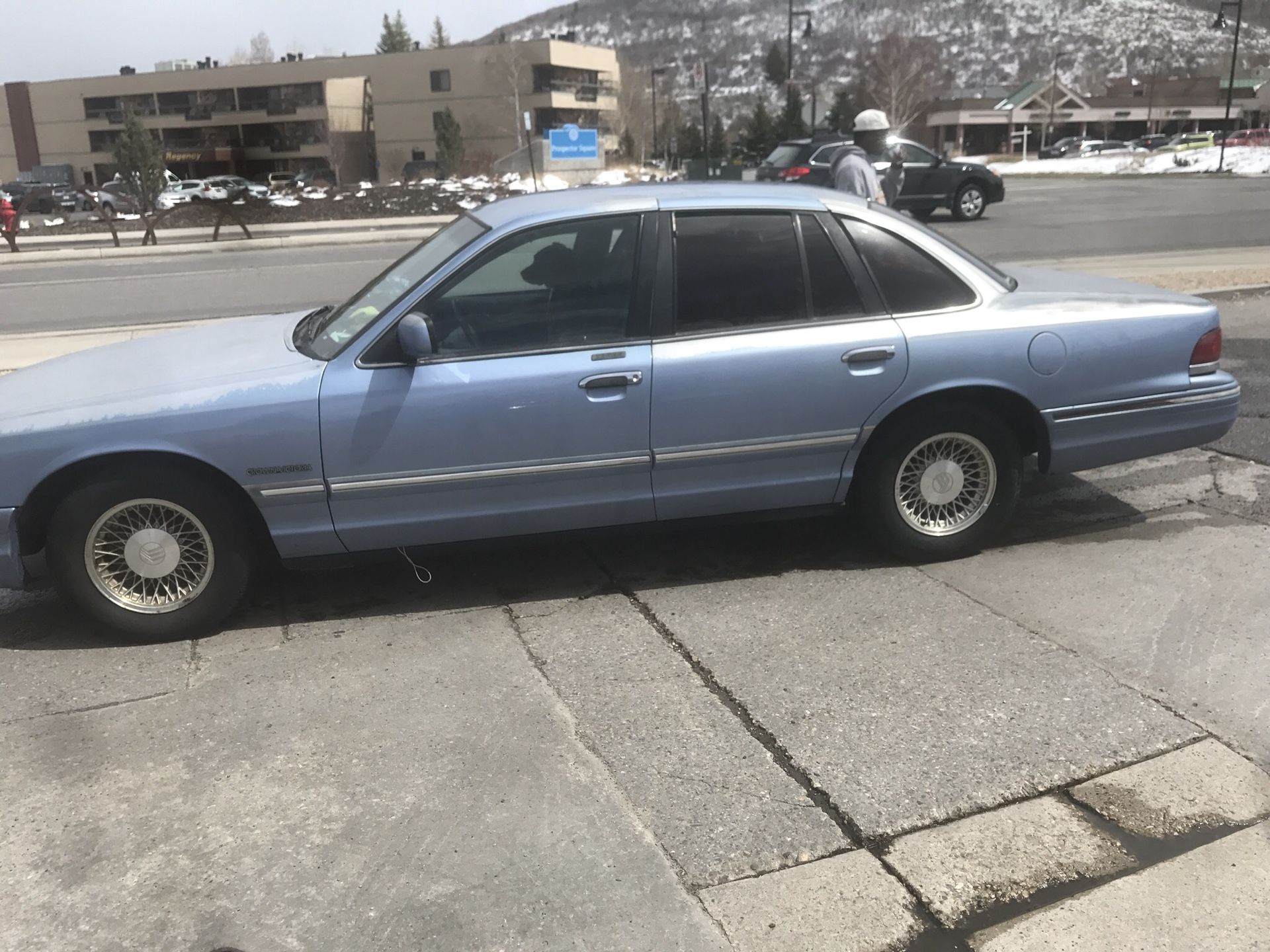 95 crown Vic for parts (a lot new)