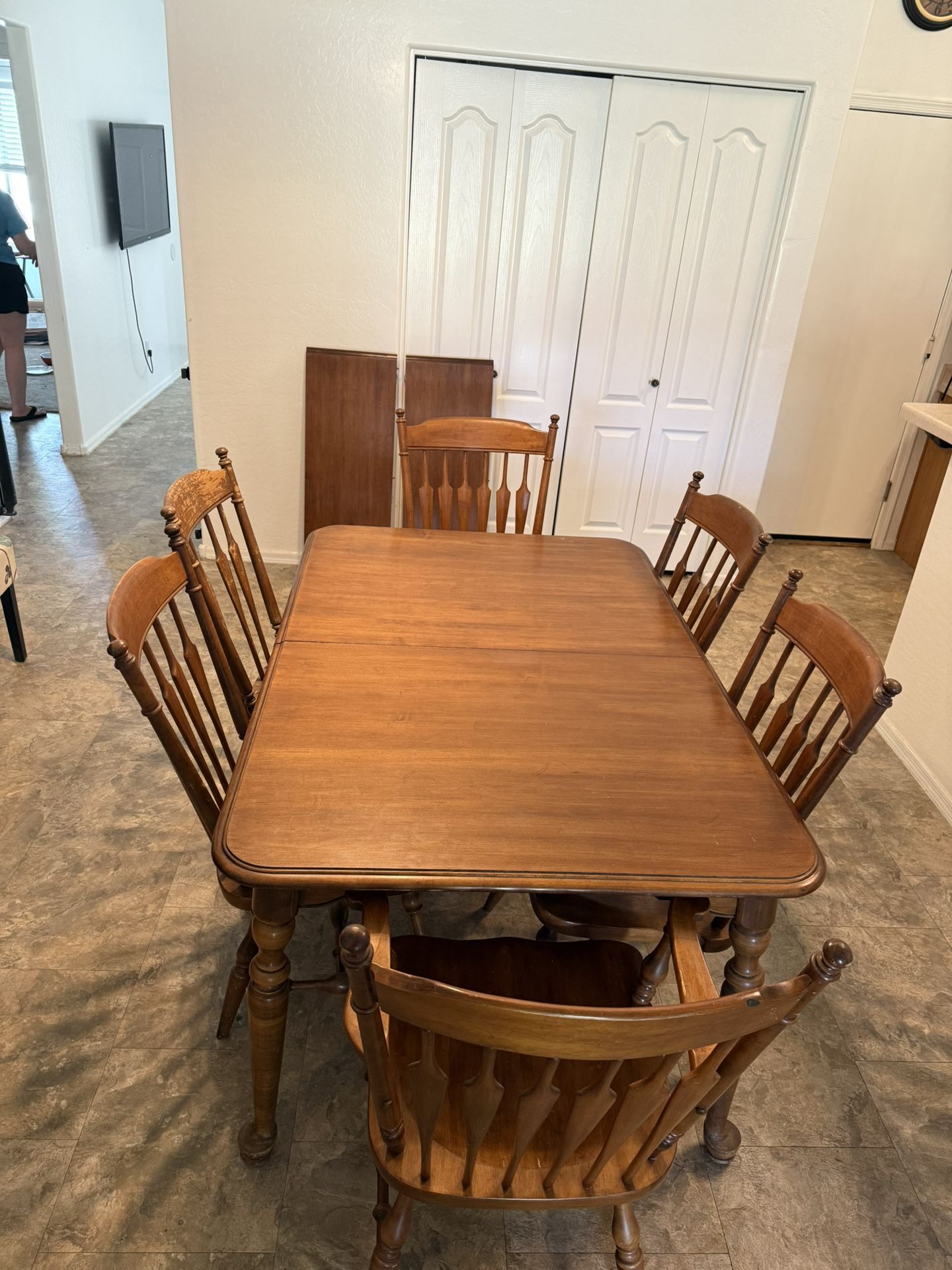 Kitchen Table And Chairs.