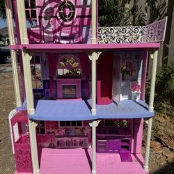 Vintage Barbie Doll House 