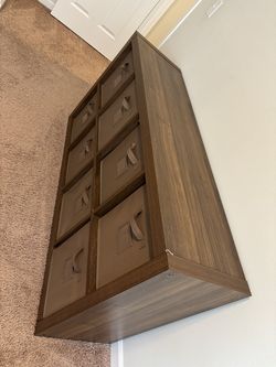 $100 dresser in great condition like new