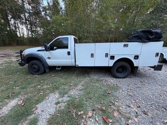 2012 Ford F550 service truck