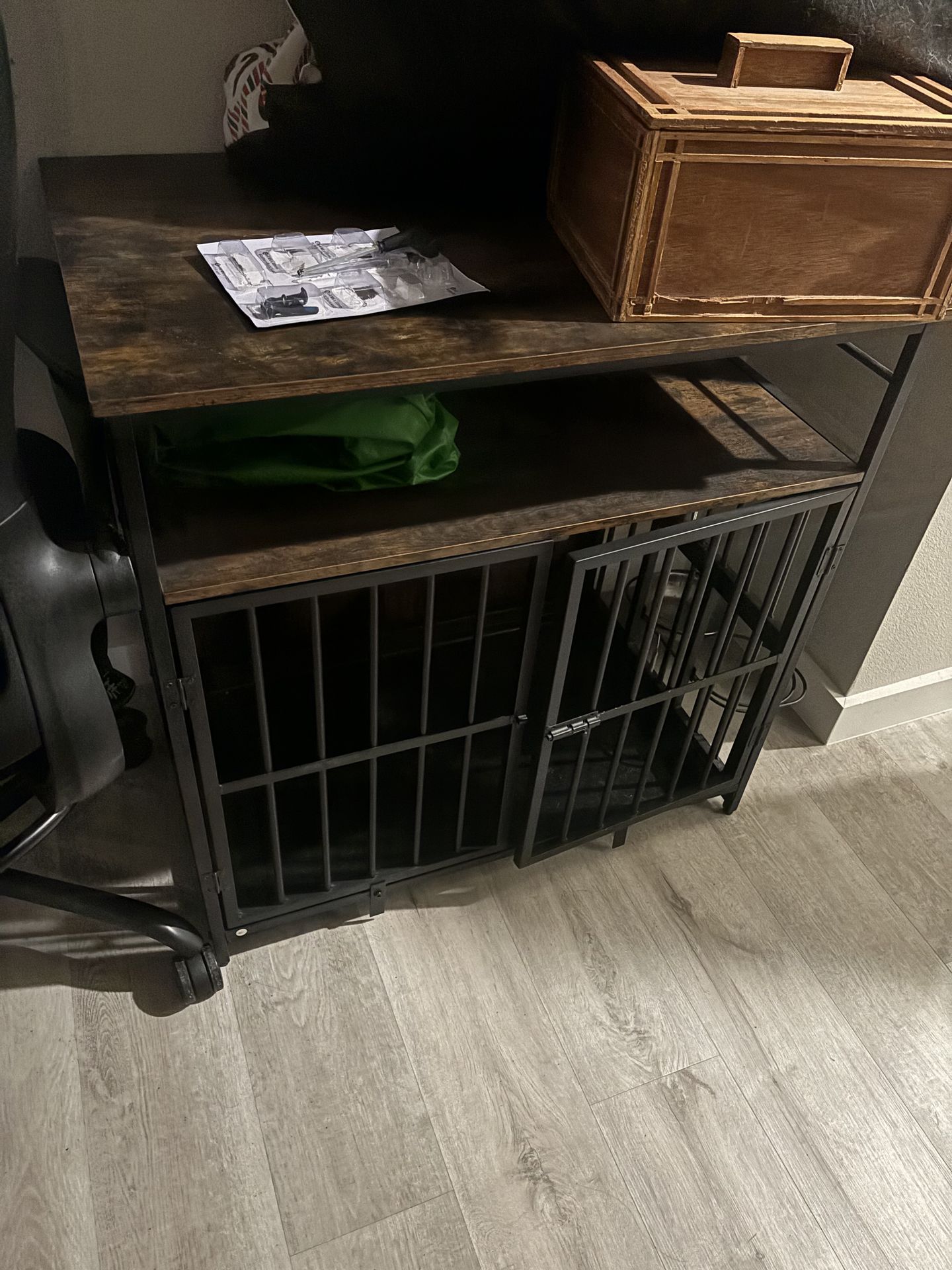 Brand new dog crate