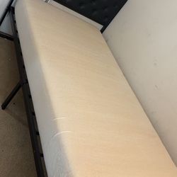 Twin bed with memory foam mattress