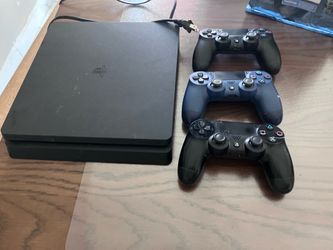 PlayStation 4 slim