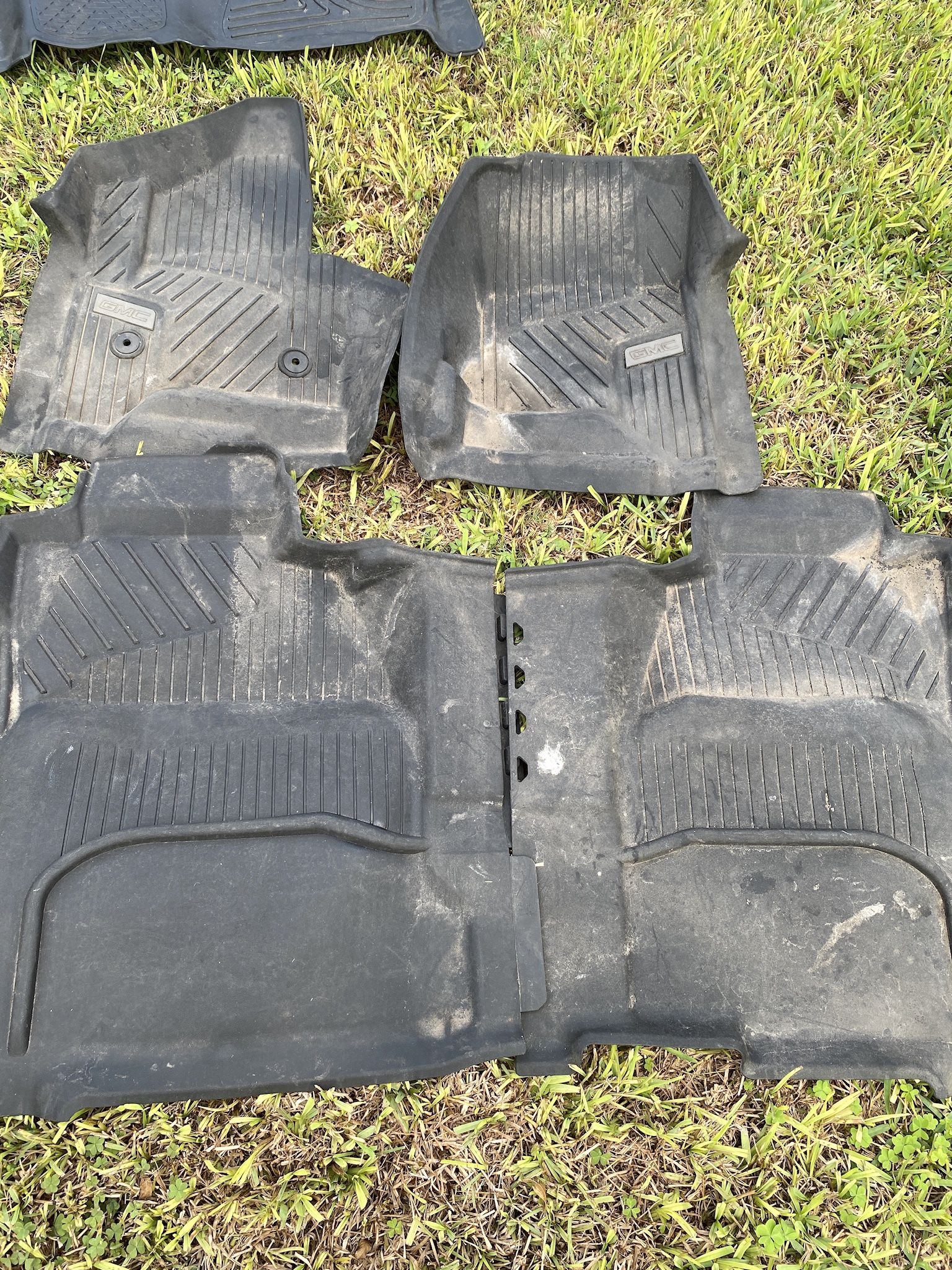 2019 GMC Sierra Denali Crew Cab Floor Mats Liners Silverado