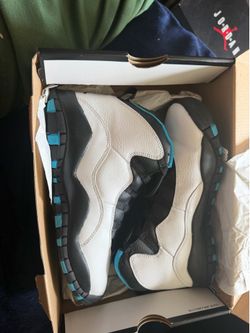 Sneakers 60 a pair