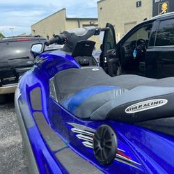 Bluetooth Amplifier And Speaker lnstaIIation