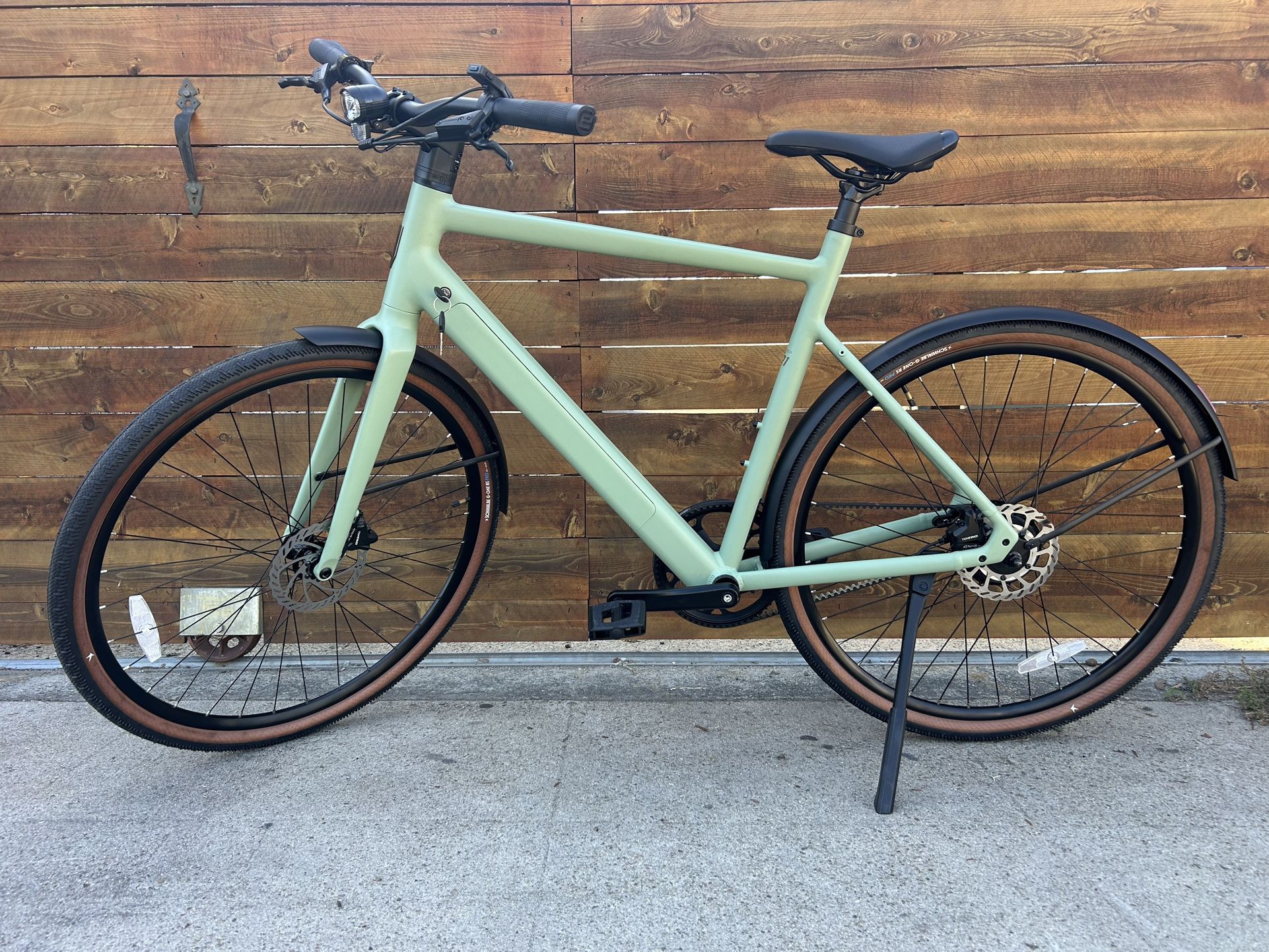 Roadster V3 Medium 52cm