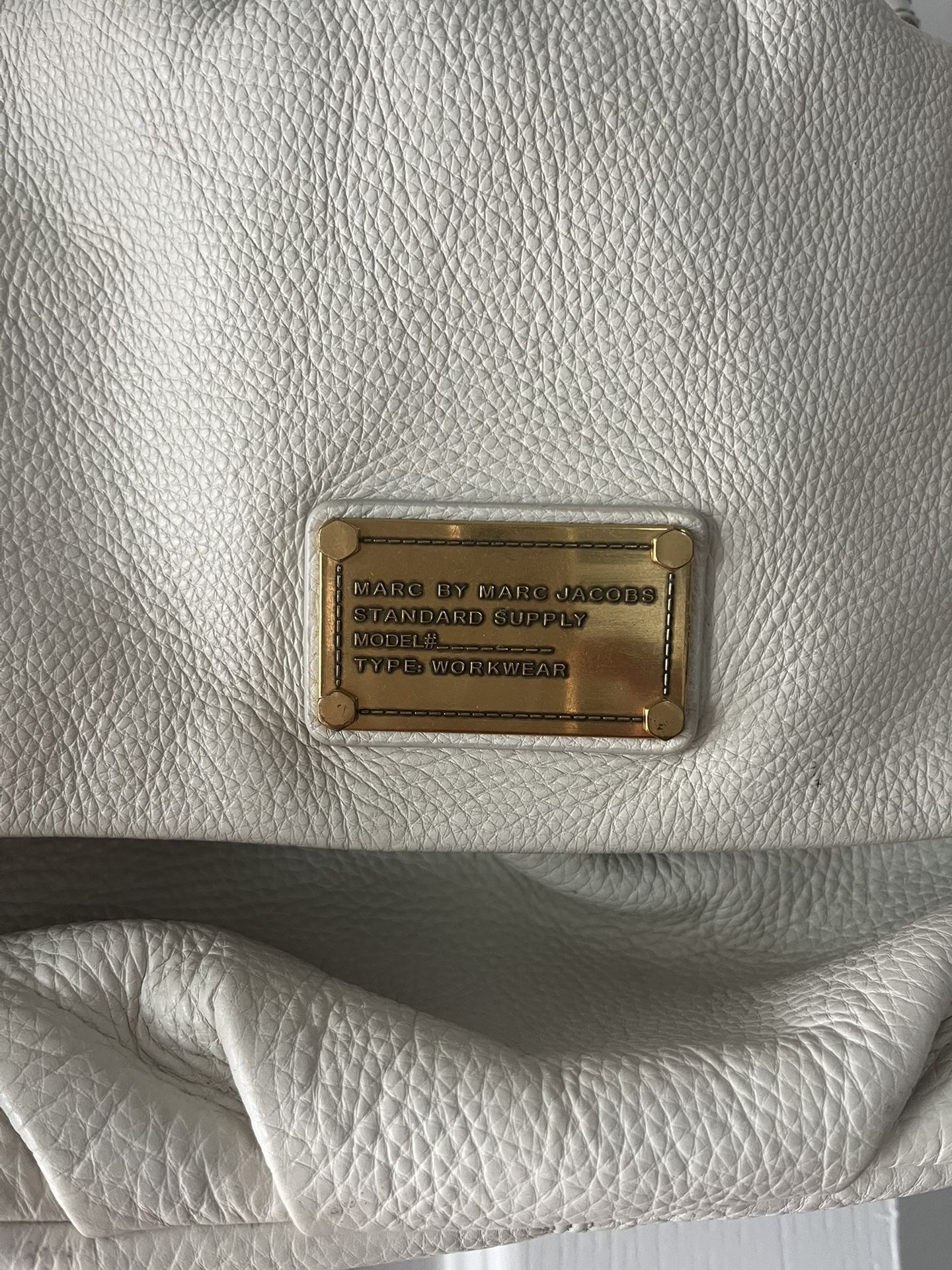Stunning! Marc Jacobs Leather Handbag