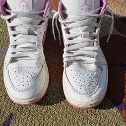 Air Jordans girls size 8.5 pink