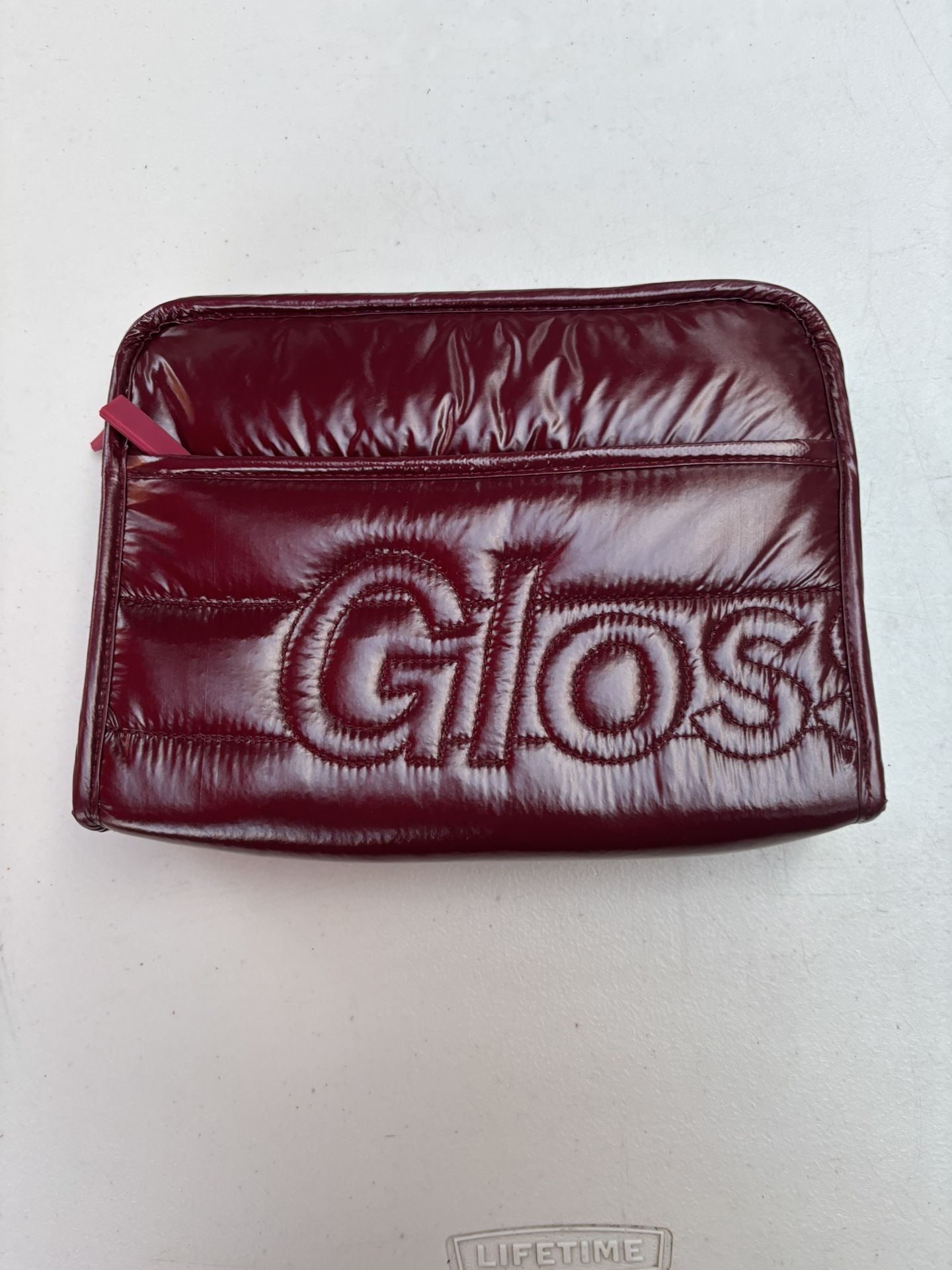 Glossier. Puffy Beauty Bag