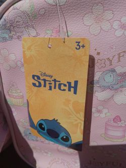 Disney Stitch Pink Duffle Bag (2)