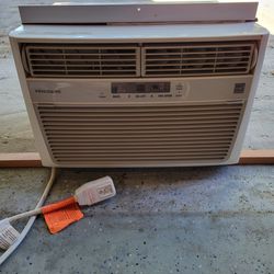 Frigidaire 8000btu Window Air Conditioner