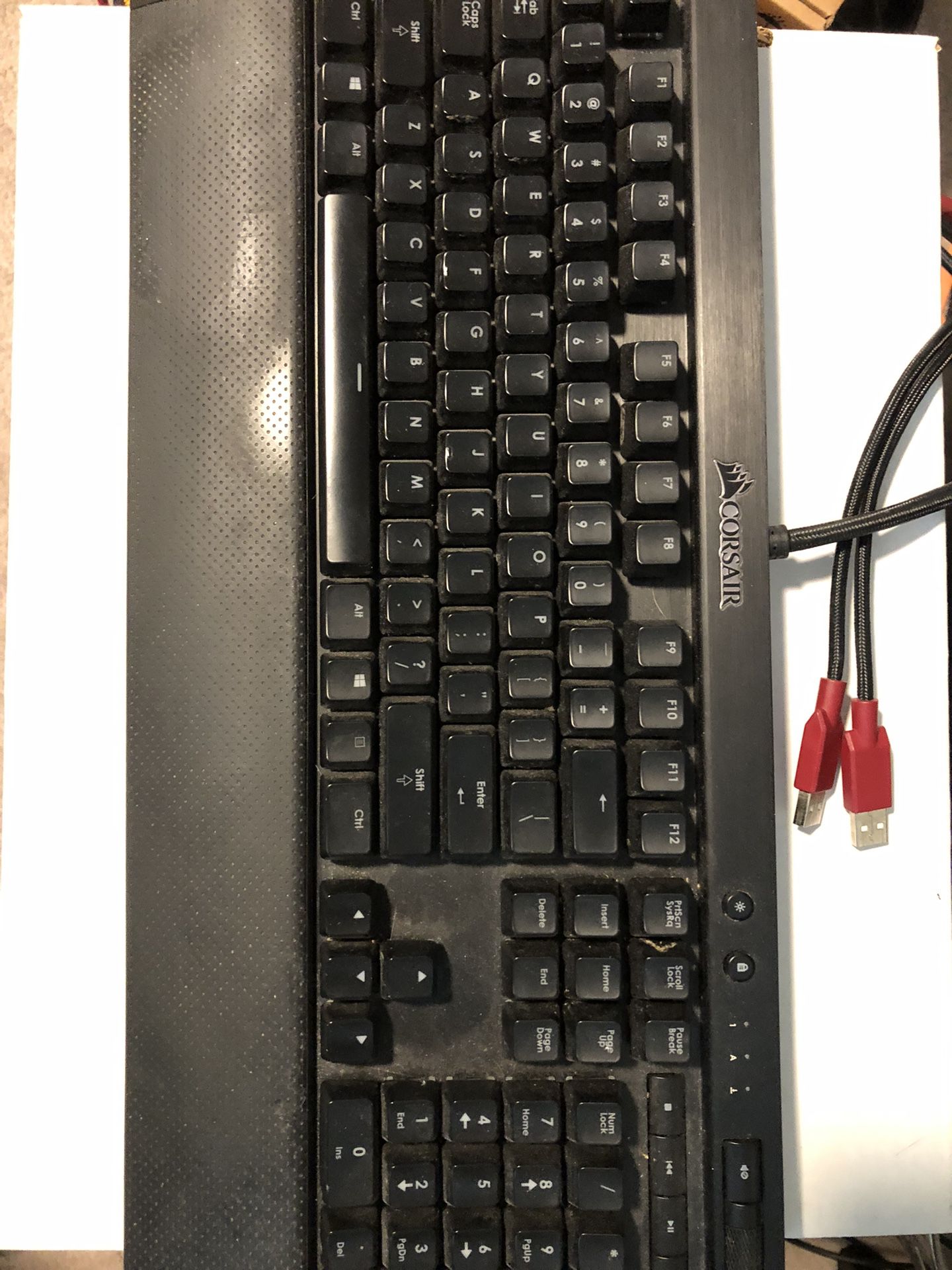 Gaming Keyboard - Corsair K70