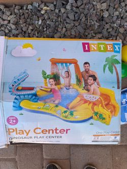 Dinosaur toddler pool