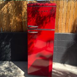 Refrigerator For Sale 