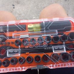 Klein Tools 28 Piece Essential Connect Pass Through Impact Socket Set