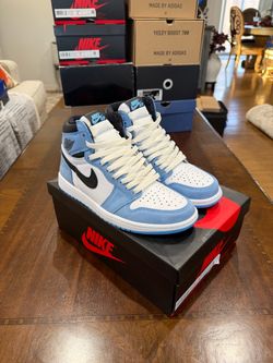 Air Jordan 1 Retro High OG University Blue