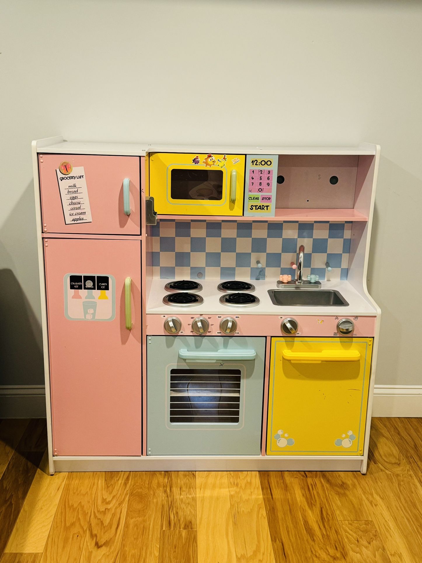 KidKraft Wooden Large Pastel Play Kitchen