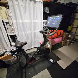 Peloton Bike +