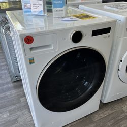 $799 LG 5.0 Cu Ft Front Load Washing Machine, Open Box, One Year Warranty