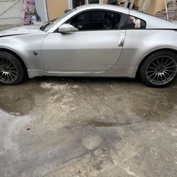 2004 NISSAN 350z FULL PART OUT Z33