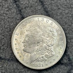 1921 Morgan silver Dollar