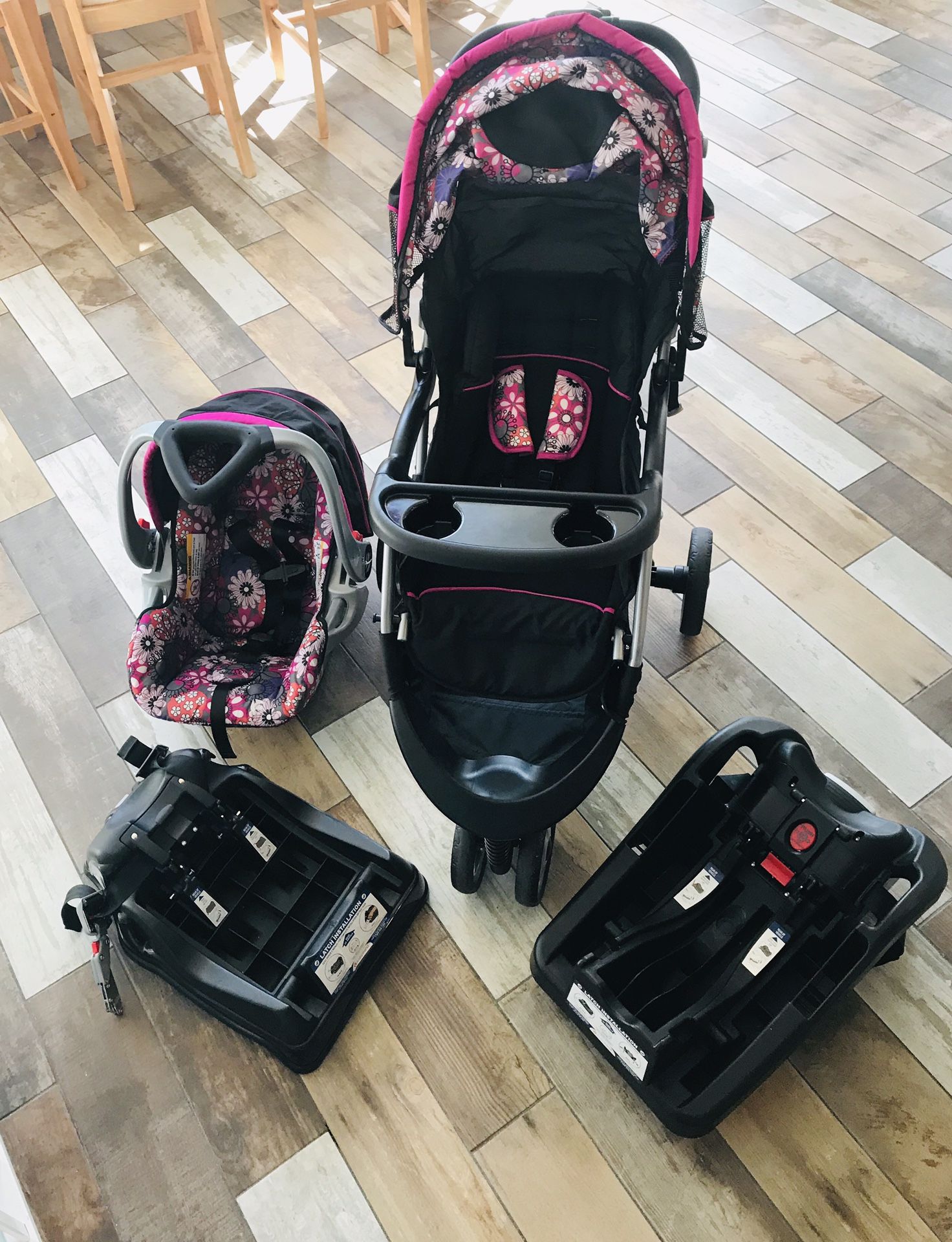 Baby Trend EZ Ride5 Travel System Stroller & Car Seat