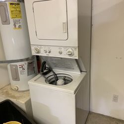 Kenmore Washer/Dryer