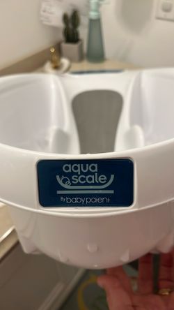 Baby Tub w/ Scale & Temp