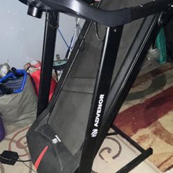 ADVENOR TREADMILL