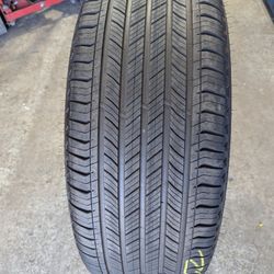 275/50R22 (115W) MICHELIN PRIMACY AS LR SINGLE TIRE