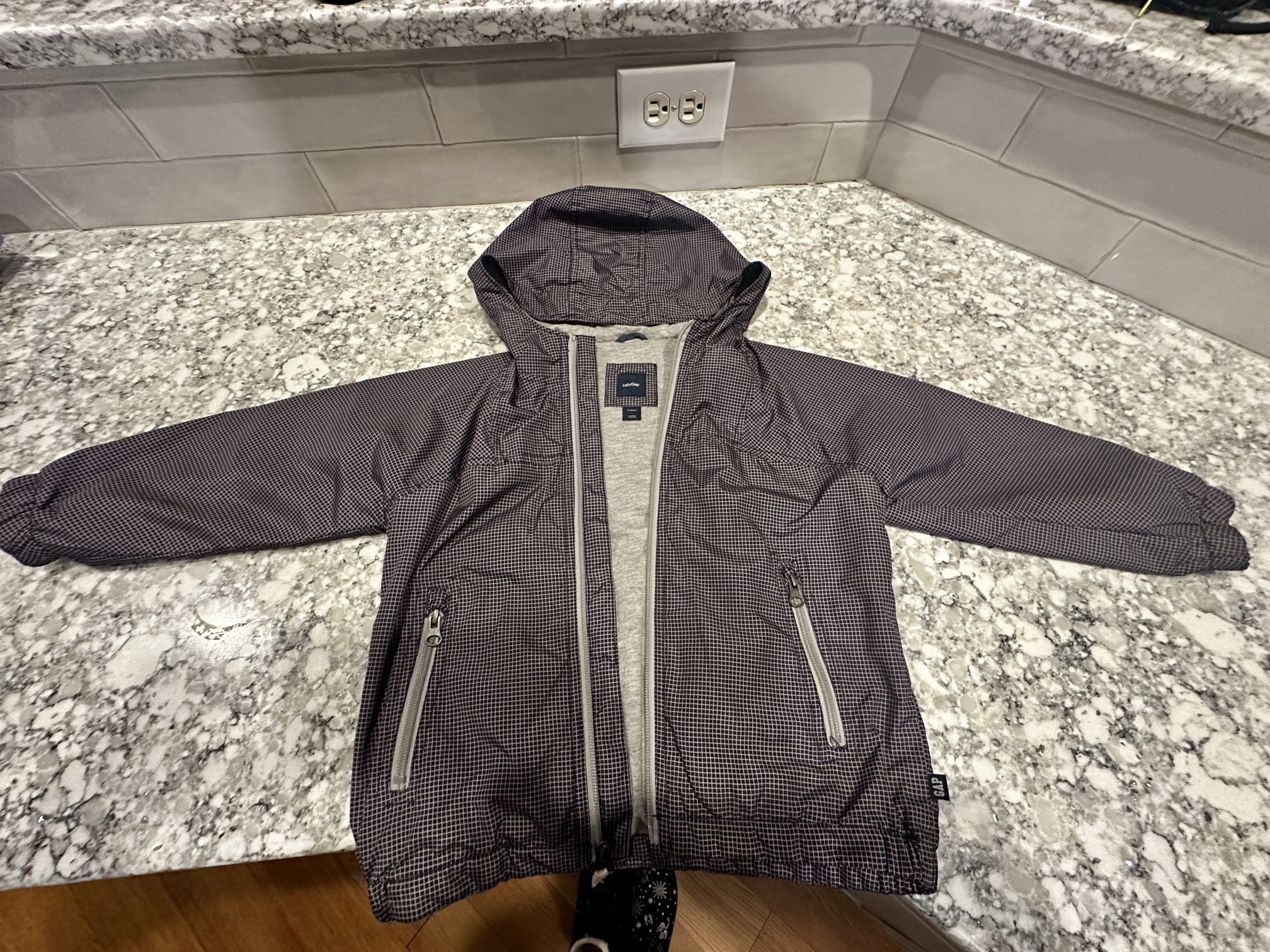 Boys 5t Baby Gap Rain Jacket - Great Condition