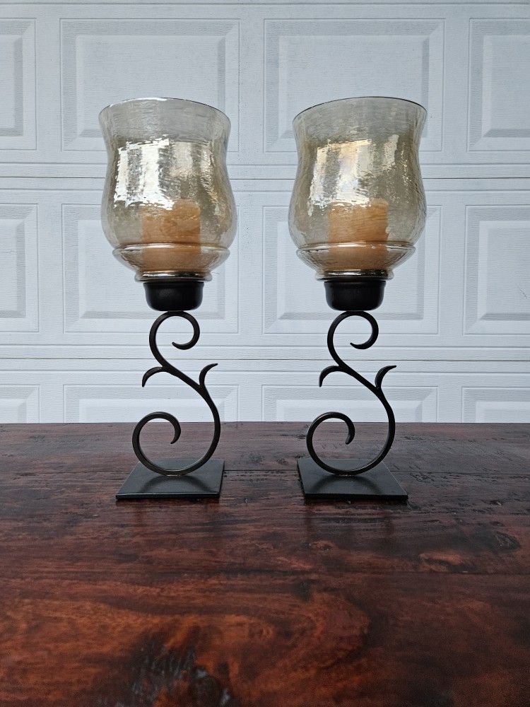 2 Candle Holders