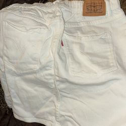 Levis Minnie skirt and Small white jeans and American Eagle jeans shorts size 4stretch