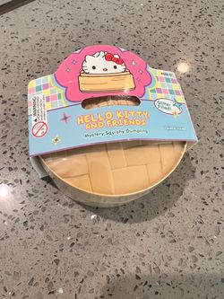 Hello Kitty & Friends squishy dumpling