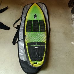 5'9 Surfboard