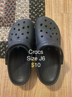 Women’s/ Girls shoes all sizes