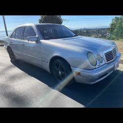 1999 Mercedes Benz 400 SE