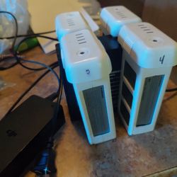 Phantom Drone Charger Four Batterys For Sale 