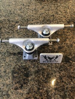 Vintage Nineties Destructo Skateboard Trucks