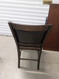 Set of 2 chairs $50
