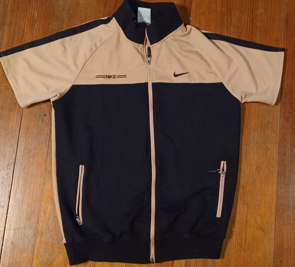 Youth Size 2XLARGE Or Adult Small Nike Full Zip Shirt Pockets 
